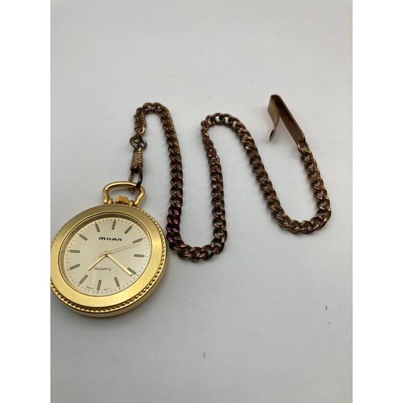 Milan Quartz Open Face Pocket Watch MLN1070 with Chain and Clip - New Battery - Picture 3 of 4